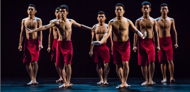 "Cry Jailolo" - d’Eko Supriyanto © Bernie Ng, courtesy of Esplanade – Theatres on the Bay