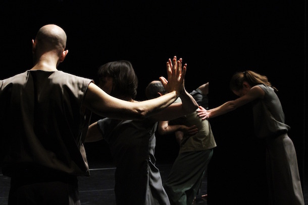 "Tenacity of Space" - Deborah Hay - Dance Ensemble On © Dorothea Tuch