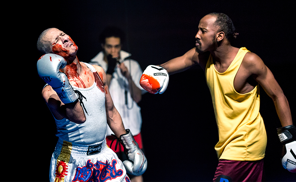 « (B) » de Koen Augustijnen & Rosalba Torres Guerrero © Danny Willems-Studio Racasse