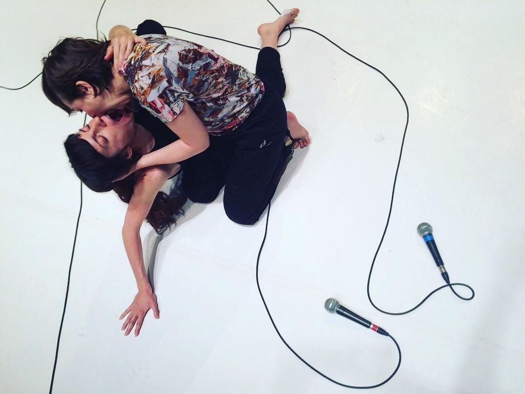 "A Leaf" - Nina Santes et Célia Gondol © Annie Leuridan