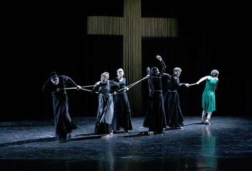 "Alba" © Francis Aviet