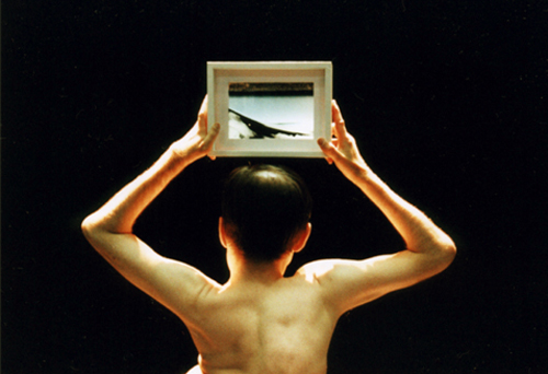 Raimund Hoghe dans "Another Dream" © Luca Giacomo Schulte