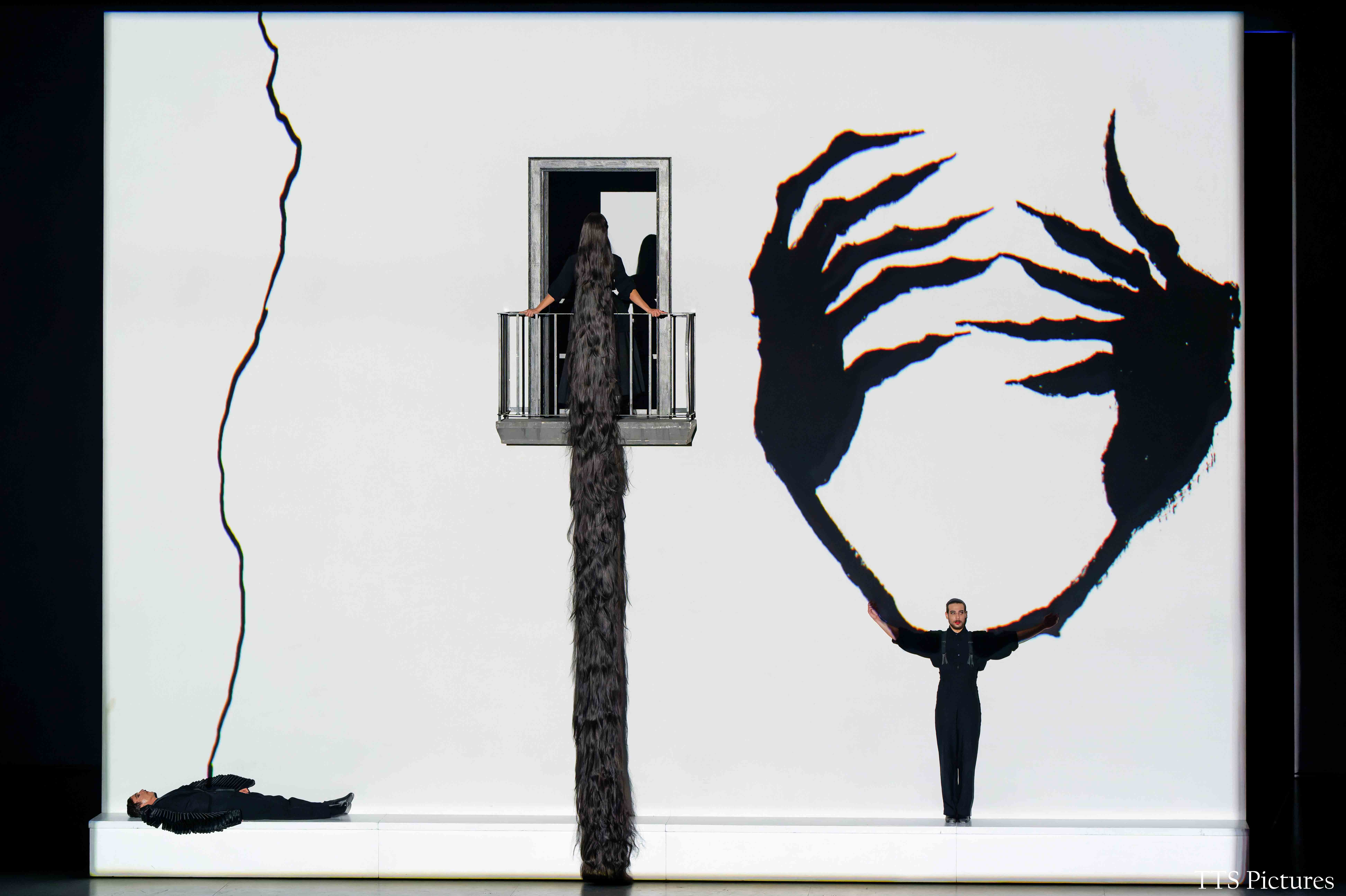 "Afanador" de Marcos Morau, par le Ballet national d'Espagne © Christophe Bernard /GTP