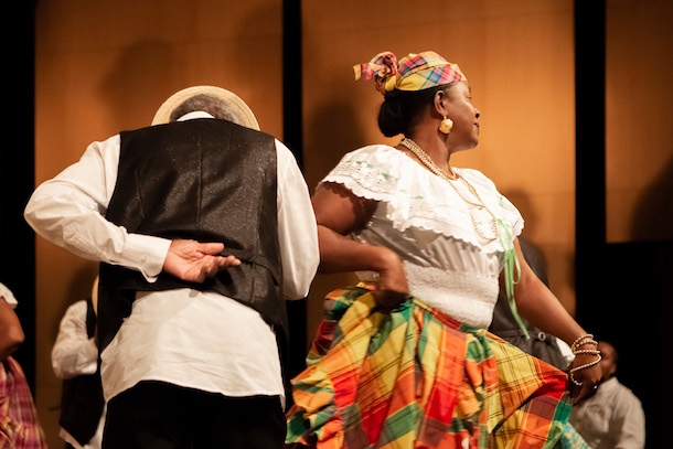 "Cercle égal demi cercle au carré" - Difé Kako © Dan Aucante