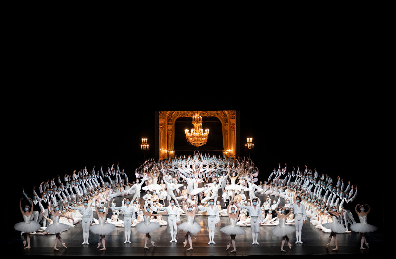 "Le Défilé du Ballet" © Julien Benhamou