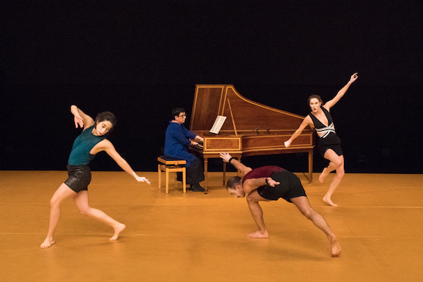 "Forme simple" - Loïc Touzé © Martin Argyroglo