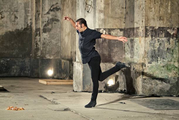 Israel Galvan @ Luis Castilla