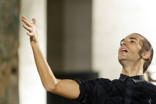 Israel Galvan @ Luis Castilla