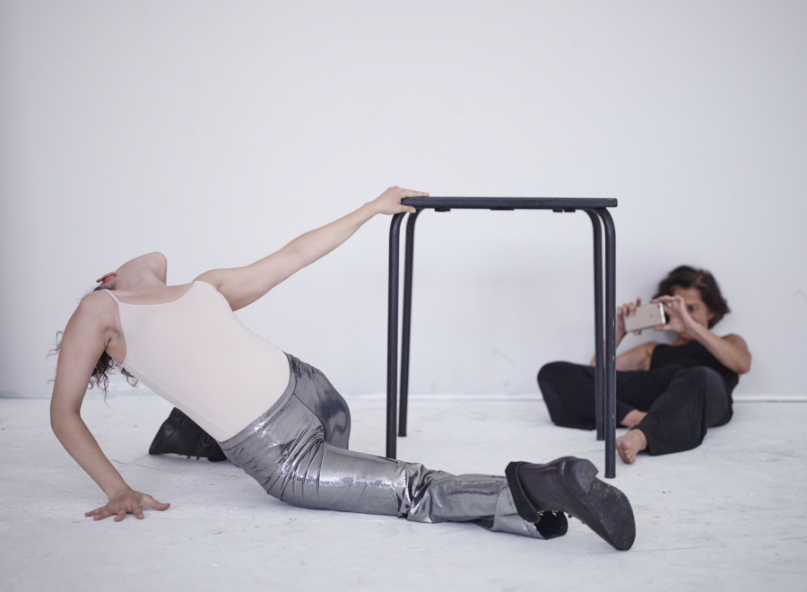 "Instalação da desordem - Projeto em mutação" - Clara Andermatt © Stephane Bechaud - Yves Callewaert