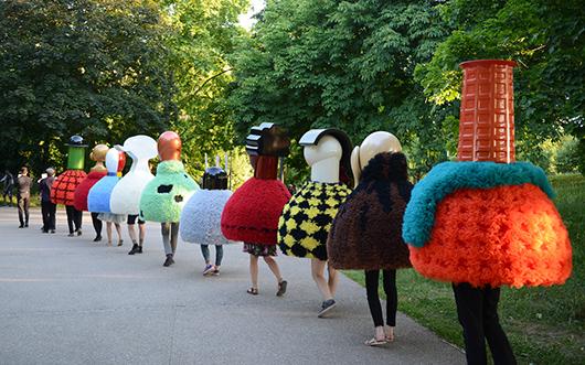 La parade moderne - Yvan Clédat et Coco Petitpierre © Yvan Clédat et Coco Petitpierre