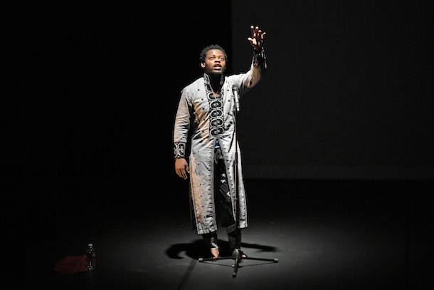 "Africaman Original" - Qudus Onikeku - Traversées Africaines, Le Tarmac © Frédéric Desmesure