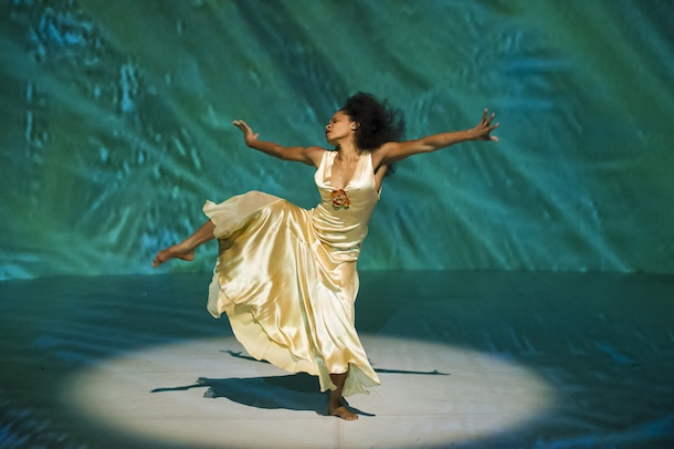 "Agua" - Pina Bausch © Laurent Philippe