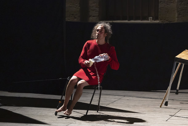 " " de Camille Boitel et Sève Bernard © Laurent Philippe