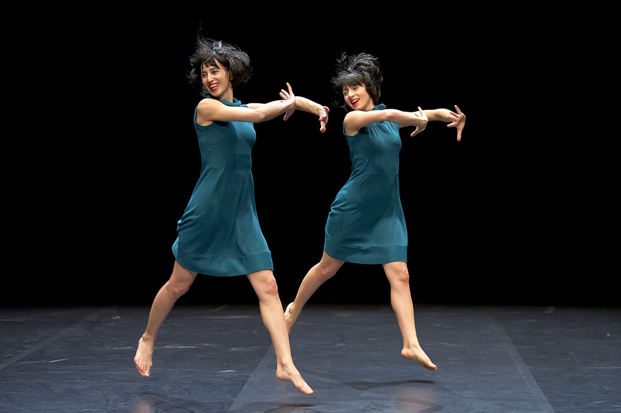 "Passo" - Ambra Senatore © Laurent Philippe