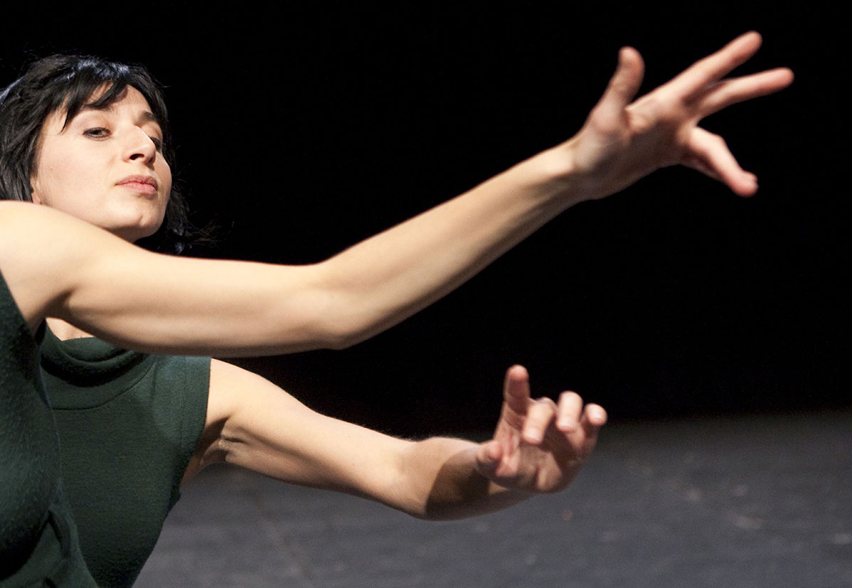 "Passo" - Ambra Senatore © Viola Berlanda