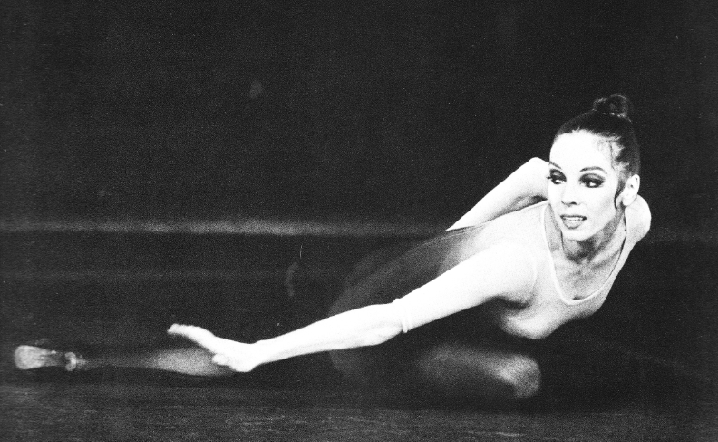 WIlfride Piollet dans « Un jour ou deux » @ Francette Levieux