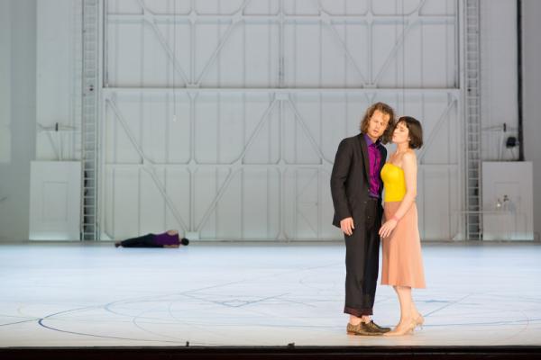 Philippe Sly (Guglielmo) et Michèle Losier (Dorabella) © Anne Van Aerschot