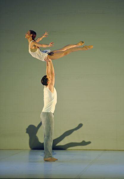 "Closer", de Benjamin Millepied@ M.N. Robert