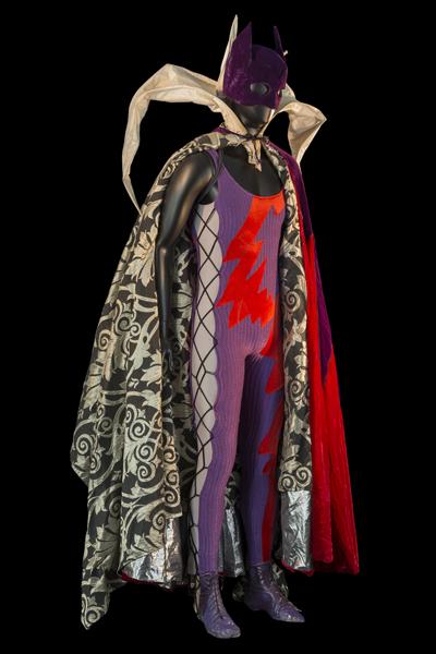Costume d’Hervé Pierre pour le rôle de Batman dans Parade, Ballet Preljocaj, 1993