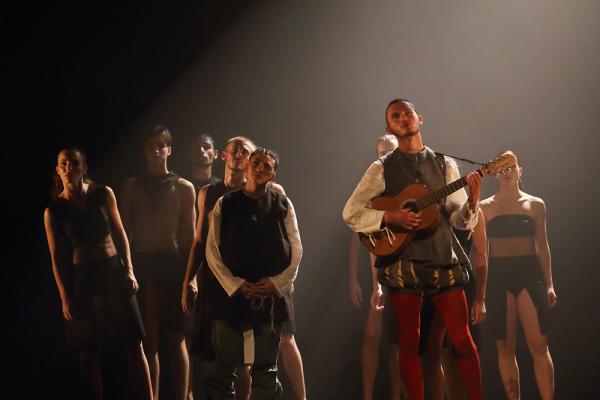 Dantzaz - "Casi Humano" - Itzik Galili © Stéphane Bellocq