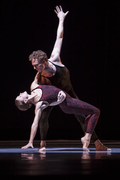 "Frank Bridge Variations" - Hans van Manen © Angela Sterling