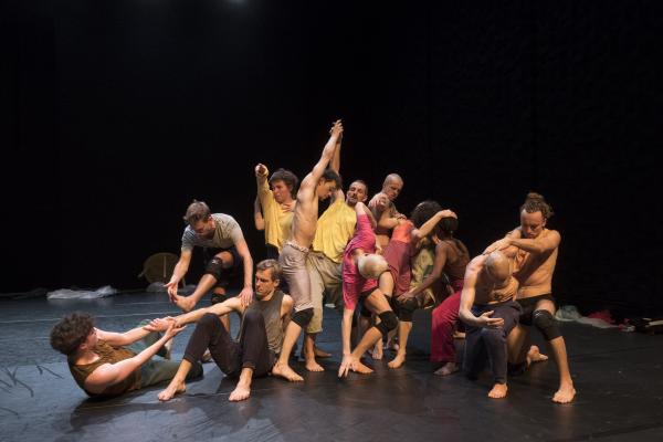 Lia Rodrigues-Carte Blanche/Compagnie Nationale de danse contemporaine de Norvège © Laurent Philippe