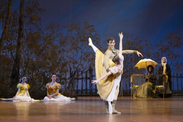 Lenski (Marc Moreau) et Olga (Léonore Baulac)