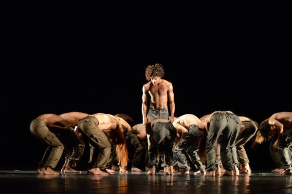 "Matria Etnocentra" - Danza contemporánea de Cuba © Adolfo Izquierdo