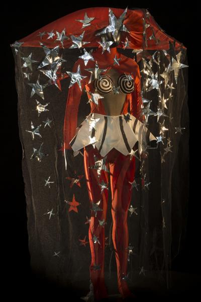 Costume d’Hervé Pierre pour le rôle d’une danseuse dans Parade, Ballet Preljocaj, 1993