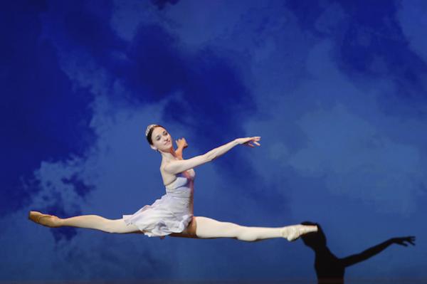 "Talisman" - Anna Nikulina © Nathalie Sternalski