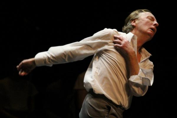 "Nur Du" de Pina Bausch - Dominique Mercy - Veillée de l'hummanité © Jean Couturier