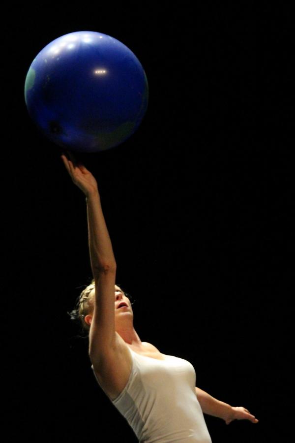 Phia Ménard © Jean Couturier