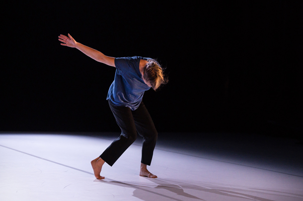 Montaine Chevalier dans Tu solo Tu de Thomas Lebrun © Frédéric Iovino