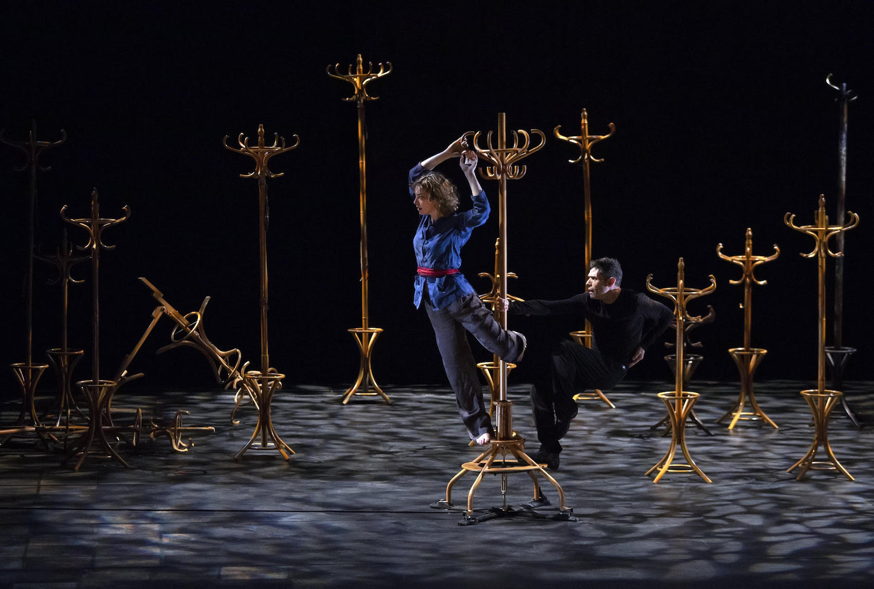 "Bells and Spells" de Victoria Thierrée Chaplin - Aurélia Thierrée et Jaime Martinez © Lucie Jansch