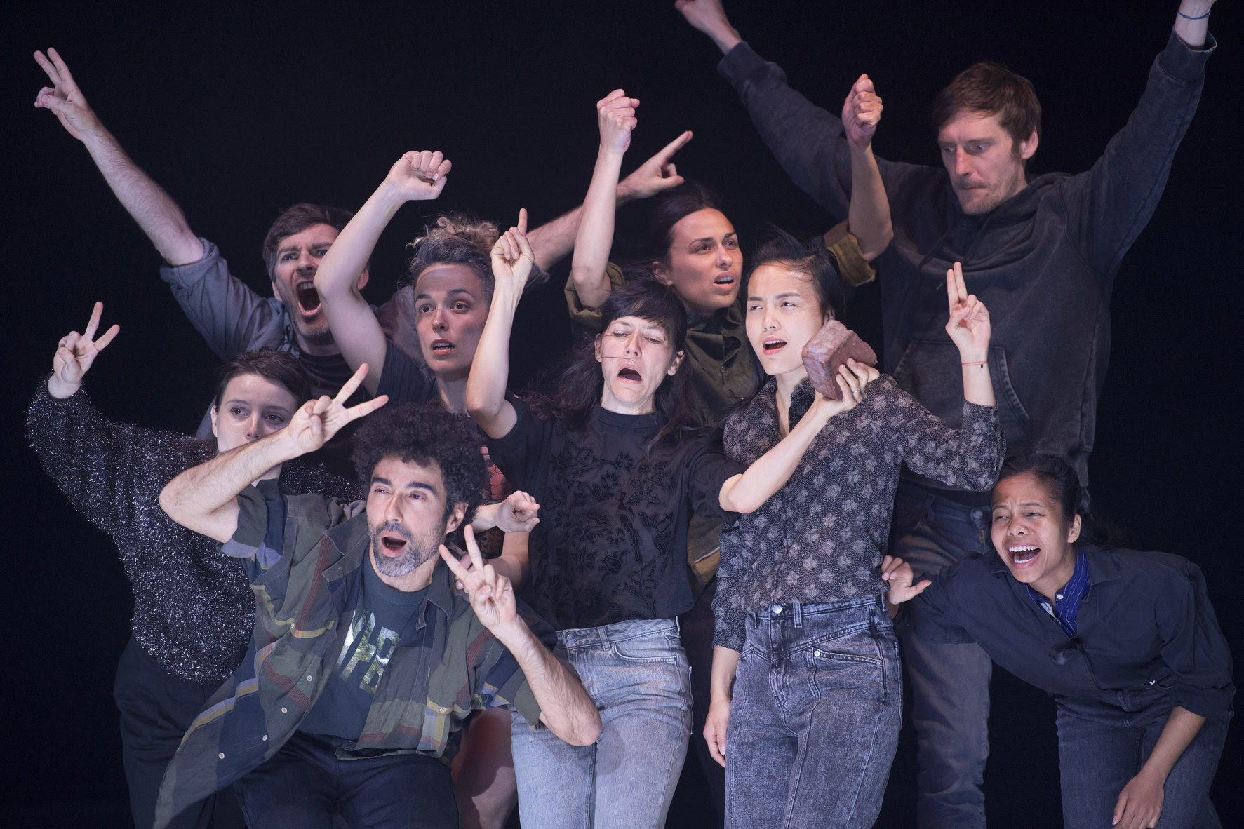 "People united" - Joanne Leighton © Laurent Philippe