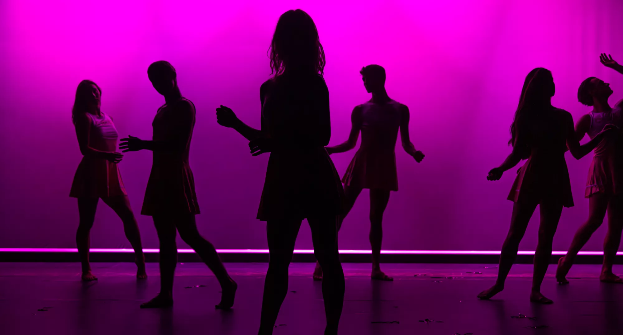 La Compagnie Dantzaz © ALEX STAVROPOULOS/ Txikota