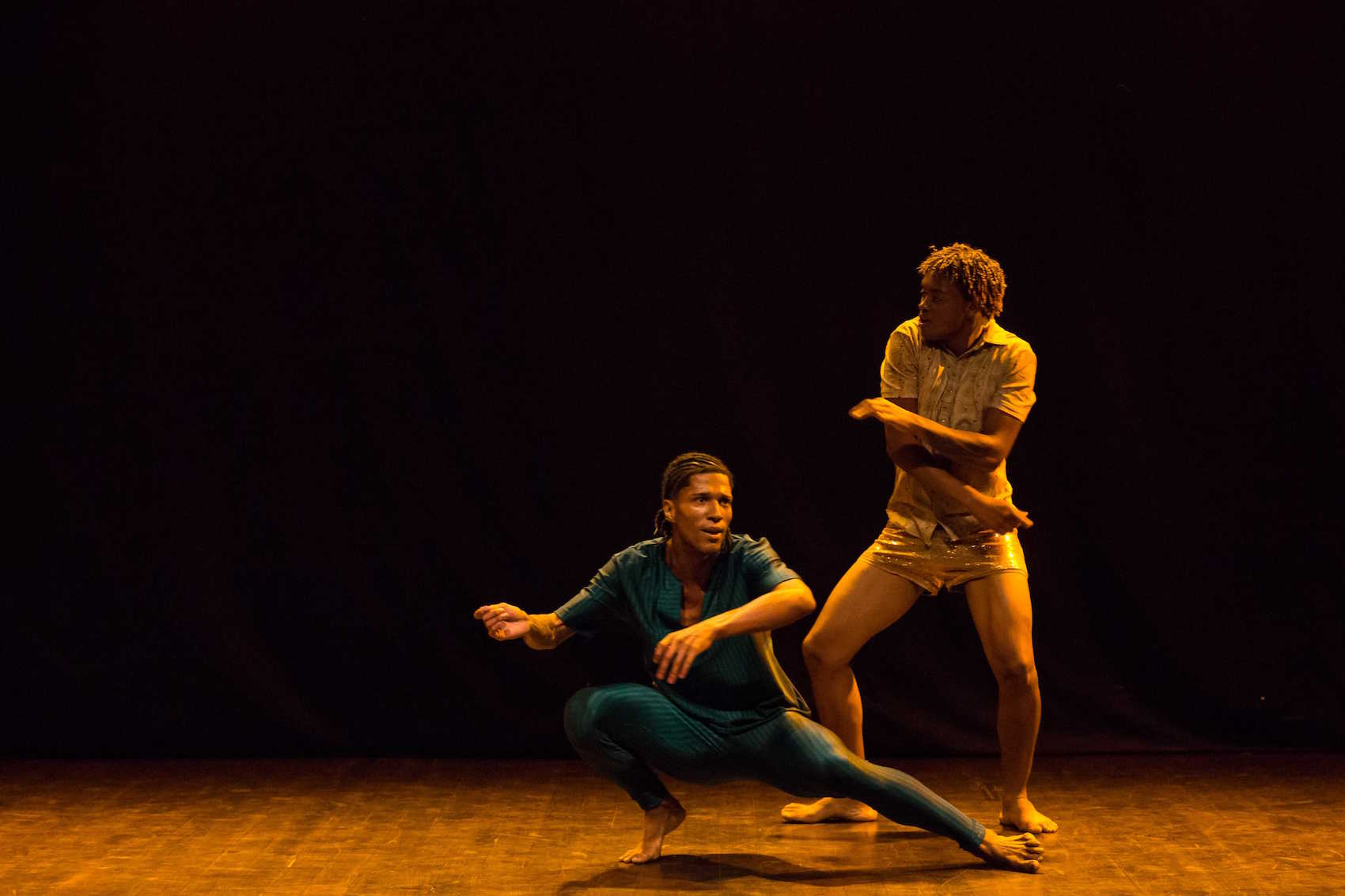 "Cria" - Alice Ripoll © Renato Mangolin