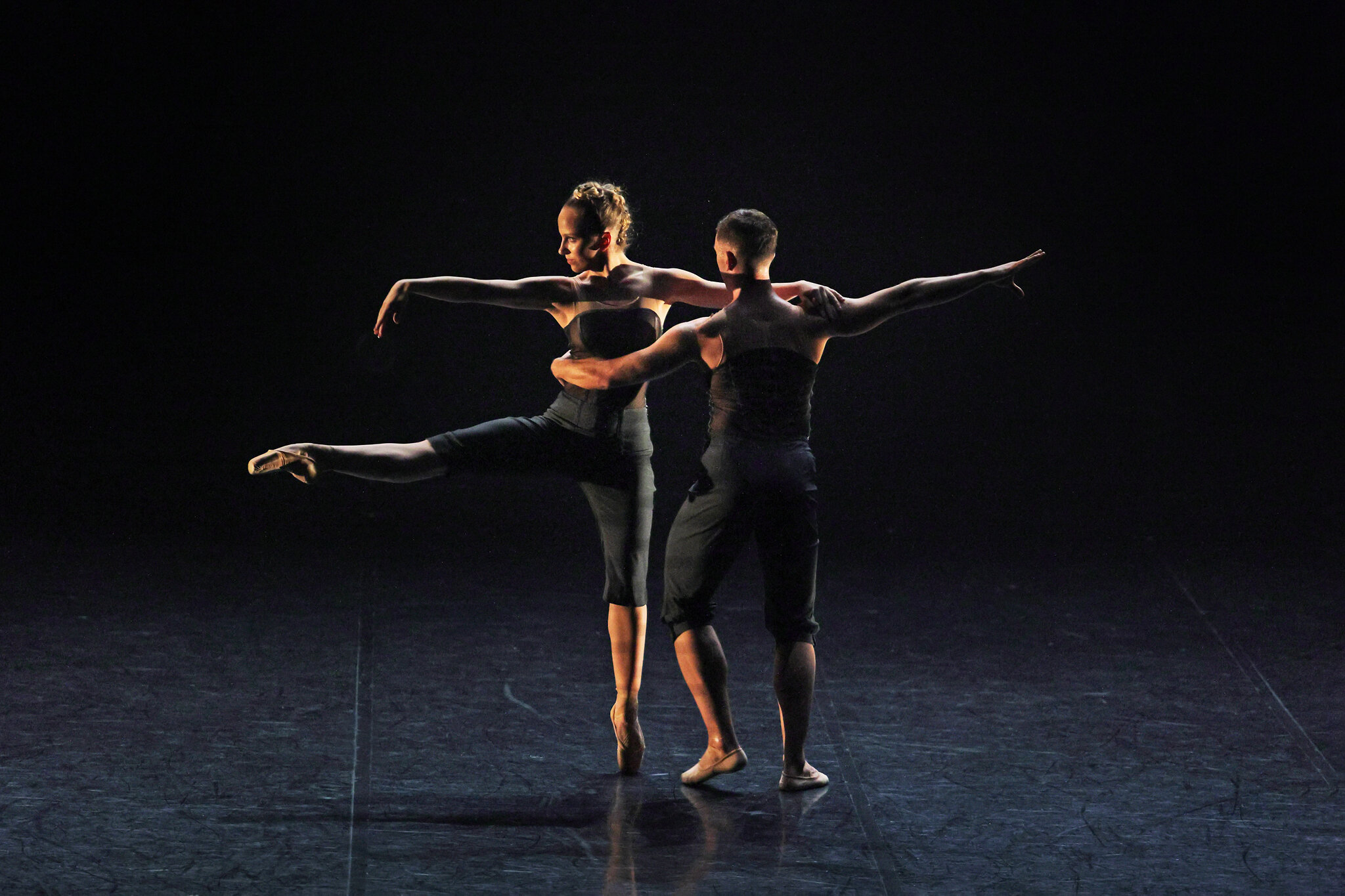 Le Ballett X dans Bach Past-Present-Future © Stéphane Bellocq