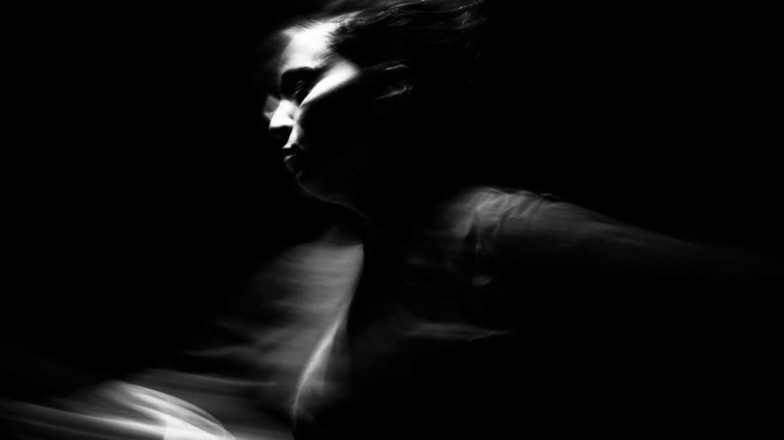 "L'Onde" - Nacera Belaza © Gregory Lorenzutti.