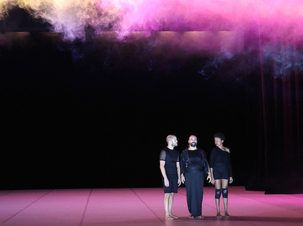 "Face à terre" - Bouziane Bouteldja © Gilles Rondot