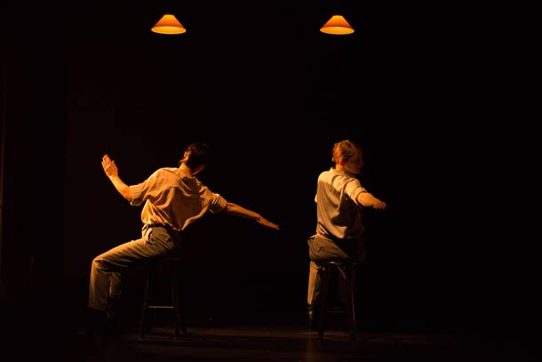Anne Teresa De Keersmaeker et Tale Dolven dans "Fase" © Anne Van Aerschot