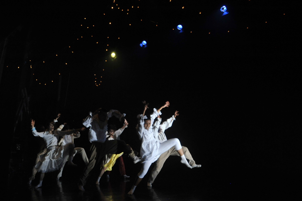 "Show" - Hofesh Shechter © Simona Boccedi