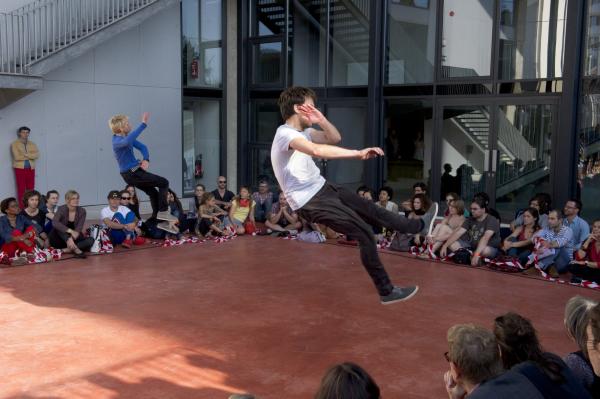 Jozsef Trefeli et Gabor Varga "JINX 103" Vitry-sur-Seine, La Briqueterie, 2014