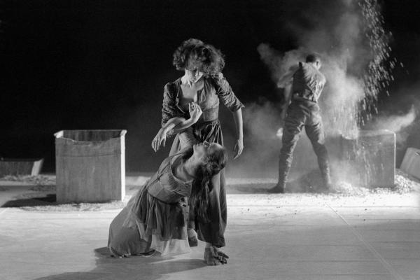 Christine Bastin, "Siloé", Choisy-le-Roi, Théâtre Paul-Eluard,1995