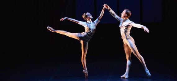 Kim Maï Do Danh (Clara) et Gleb Lyamenkoff (Le Casse-Noisette/ Le Prince)@Philippe Gisselbrecht – Metz Métropole